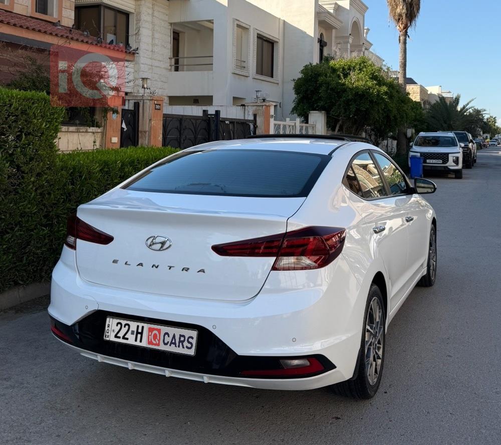 هيونداي النترا